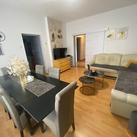 Apartman El Огулин Экстерьер фото