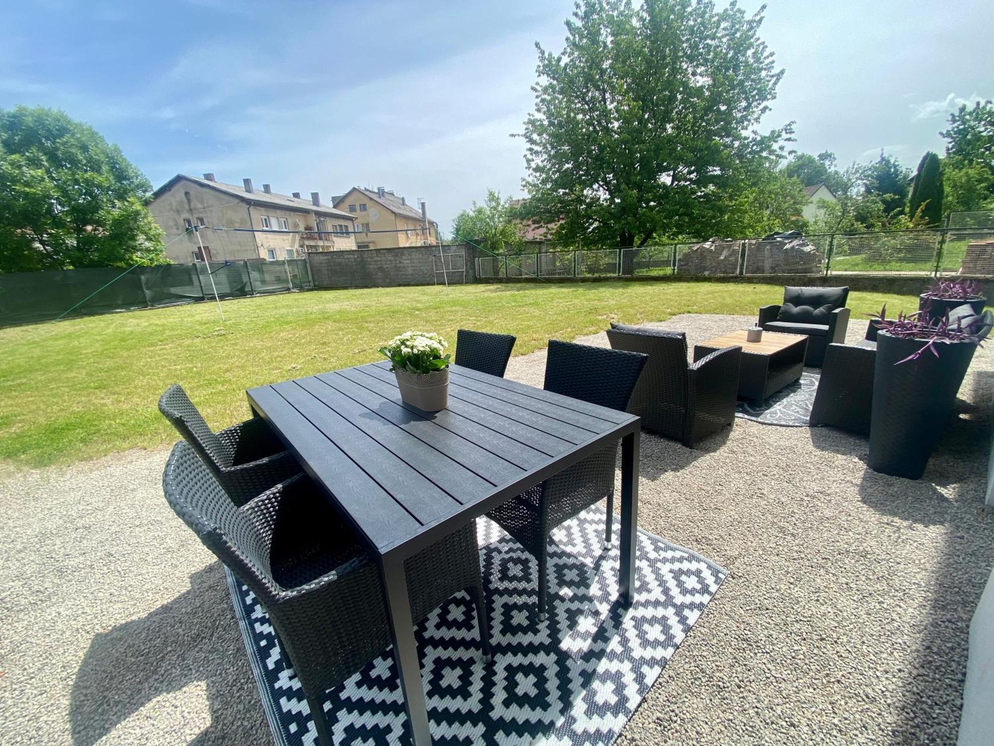 Apartman El Огулин Экстерьер фото